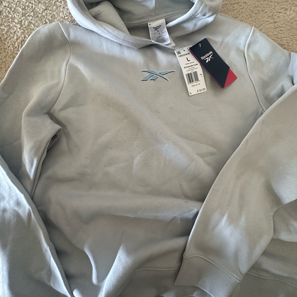New Reebok hoodie!!